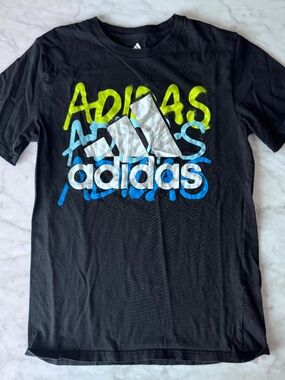 Big Boys Adidas Short Sleeve Shirt - Size L